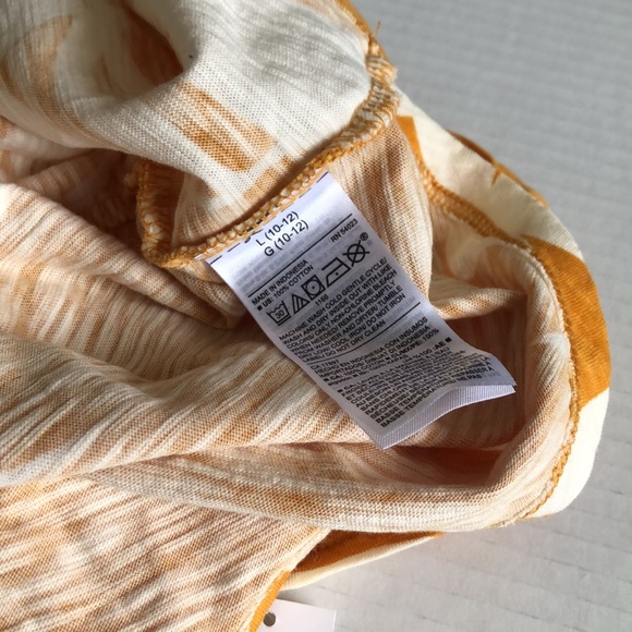 Old Navy Girls Gold Flow Top - Picture 7 of 8